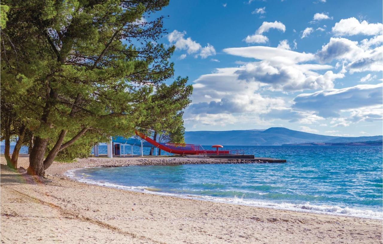 Nice Apartment In Crikvenica With House Sea View ภายนอก รูปภาพ